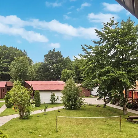 2 Bedroom In Semesterbostad Łazy