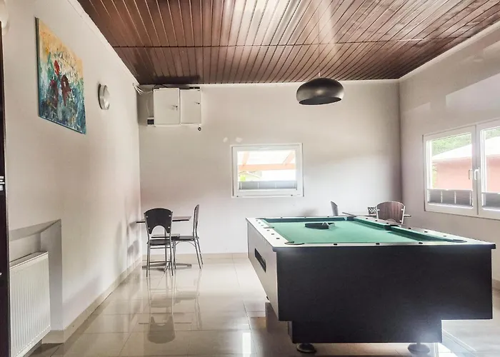 Semesterbostad 2 Bedroom In *